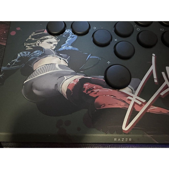 Razer KITSUNE Cammy Edition All-Button Arcade Controller RZ06-05020300-R3U1 - Picture 4 of 6
